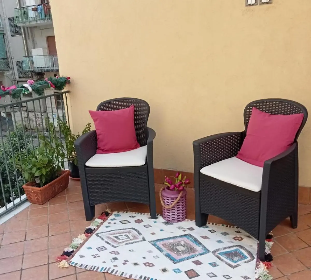 La Terrazza Di Monica & Teresa Bed & Breakfast Portici
